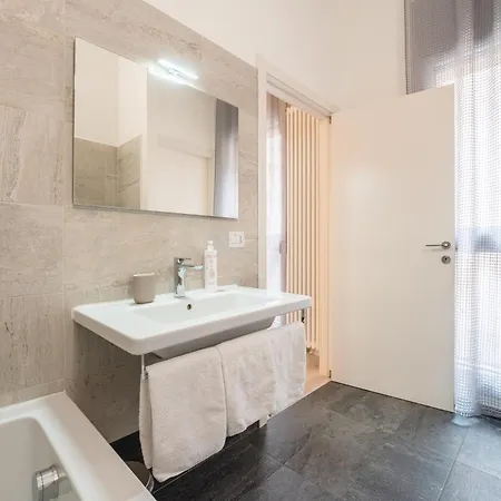 Apartment Mugiasca Modern By Wonderful Italy
